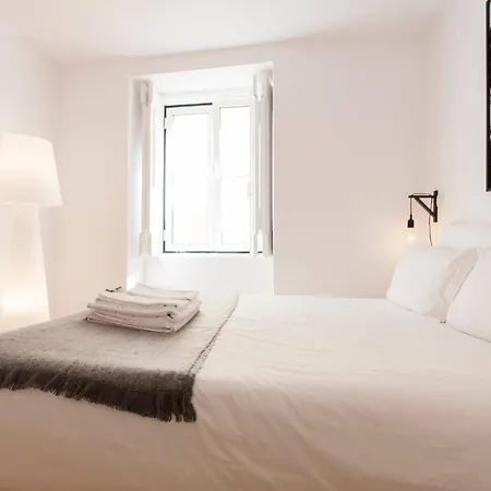 My Lx Flat Castle Alfama Lisbon