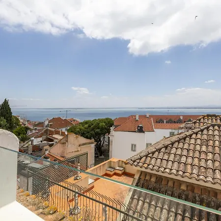 Appartamento My Lx Flat Castle Alfama